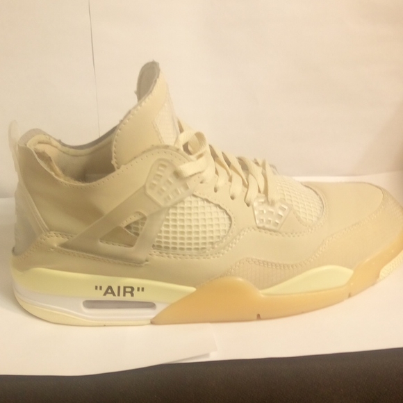 Off-White x Wmns Air Jordan 4 SP \'Sail\' main image 12